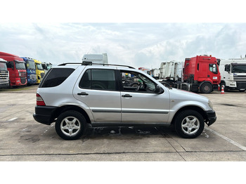 SUV Mercedes-Benz M-Klasse ML 270 CDI: photos 4