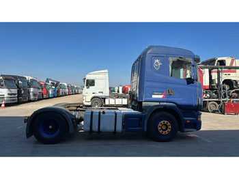 Tracteur routier Scania 124-420 (MANUAL GEARBOX / BOITE MANUELLE): photos 4