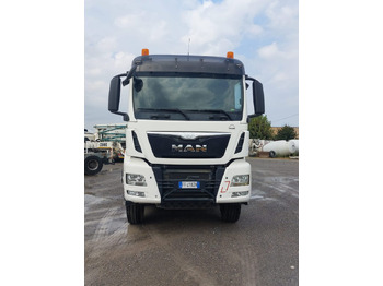 Camion malaxeur CIFA