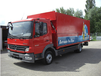 Camion pour le transport de boissons MERCEDES-BENZ