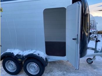 Remorque fourgon HUMBAUR