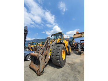 Chargeuse sur pneus VOLVO L180H: photos 3