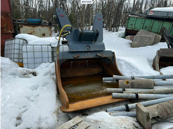 Godet pour pelle Big Slope bucket YPV Hardox: photos 2 Godet pour pelle Big Slope bucket YPV Hardox: photos 2