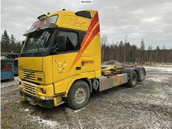 Camion ampliroll VOLVO FH16