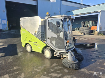 Sweeper - Tennant 636 (SEE VIDEO) en leasing occasion Sweeper - Tennant 636 (SEE VIDEO): photos 1