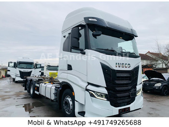 Camion porte-conteneur/ Caisse mobile IVECO S-WAY