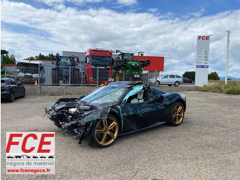 Voiture FERRARI