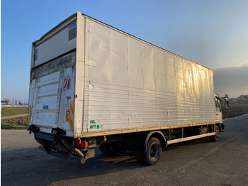 Camion fourgon MAN LE 220C a Réparer: photos 4