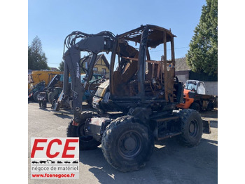 Pelle sur pneus MECALAC