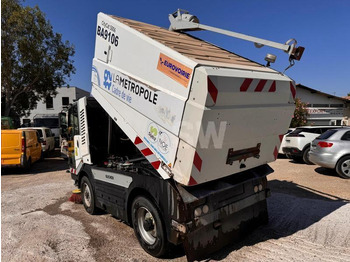 Balayeuse de voirie Bucher Schoerling CITYCAT 5006: photos 5 Balayeuse de voirie Bucher Schoerling CITYCAT 5006: photos 5