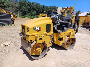 Mini compacteur CATERPILLAR