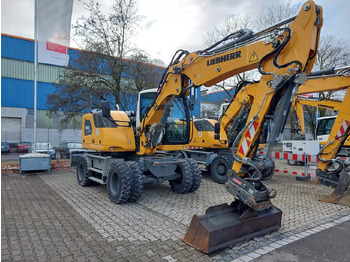 Pelle sur pneus 2018 Liebherr A 912 Compact: photos 2