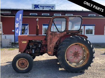 Tracteur agricole INTERNATIONAL