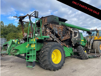 Moissonneuse-batteuse JOHN DEERE T550