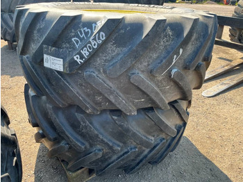 Pneu JOHN DEERE