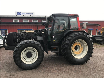 Tracteur agricole VALMET