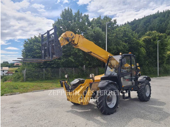 Chariot télescopique CATERPILLAR TH