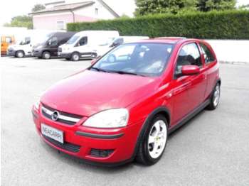 Voiture Opel Corsa 1.4i 16V 3 PORTE SPORT SOLO 67.000 KM!