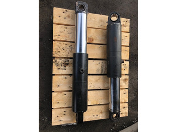 Vérin hydraulique JCB