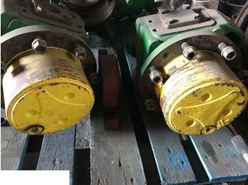 Moyeu JOHN DEERE