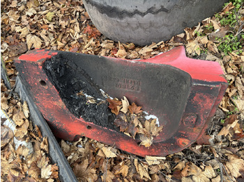 Carrosserie et extérieur pour Chariot télescopique Manitou MHT 860 L Obciążnik Tylny Dociążenie Zderzak CZĘŚCI: photos 3 Carrosserie et extérieur pour Chariot télescopique Manitou MHT 860 L Obciążnik Tylny Dociążenie Zderzak CZĘŚCI: photos 3