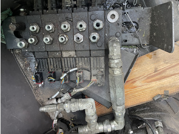 Hydraulique MANITOU MHT 860