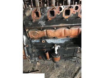 Moteur et pièces CASE