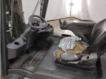 Chariot élévateur électrique Linde E30L-01: photos 3 Chariot élévateur électrique Linde E30L-01: photos 3