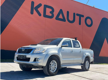 Voiture TOYOTA Hilux