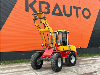Chargeuse sur pneus VOLVO L30B