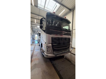 Tracteur routier VOLVO FH 500