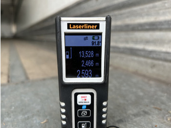 Semi-remorque fourgon Fruehauf FSR MD4 / Box / Loadlift 2000 kg / Lift axle: photos 4 Semi-remorque fourgon Fruehauf FSR MD4 / Box / Loadlift 2000 kg / Lift axle: photos 4