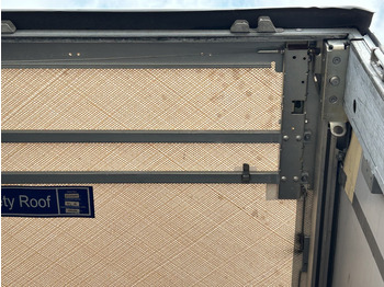 Semi-remorque rideaux coulissants Schmitz Cargobull SCB S3T / Schuifzeil / Kooi Aap / Lift + Stuuras / APK 05-26: photos 4 Semi-remorque rideaux coulissants Schmitz Cargobull SCB S3T / Schuifzeil / Kooi Aap / Lift + Stuuras / APK 05-26: photos 4