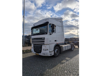 Camion DAF XF 105