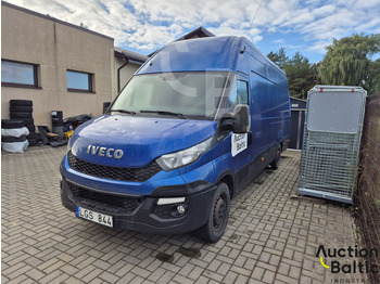 Fourgon utilitaire IVECO