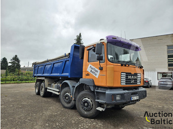 Camion benne MAN