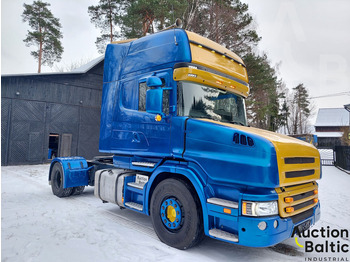 Tracteur routier Scania T 114 LA: photos 2