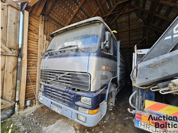 Camion plateau VOLVO FH12