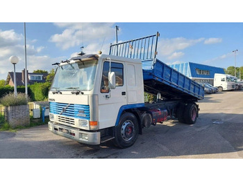 Camion benne VOLVO FL7