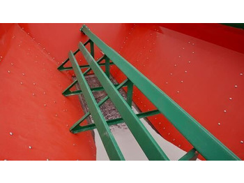 Distributeur d'engrais neuf AGRO-MASZ Rozsiewacz REWO: photos 2