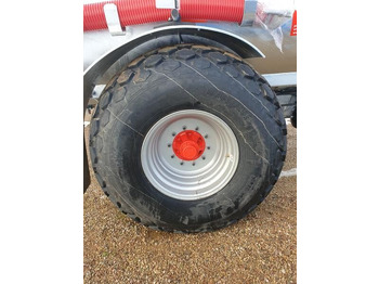 Tonne à lisier neuf POMOT Single-axial tanker truck/ Beczkowóz wóz asenizacyjny 8000 l: photos 2