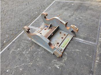 Attache rapide pour Engins de chantier adaptor plate cw55s kopplaat cw55s verachtert eurosteel: photos 4