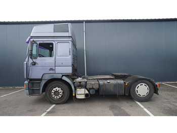 Tracteur routier MAN F2000
