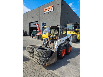Chargeuse sur pneus BOBCAT S450