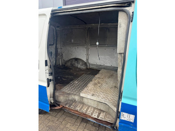 Fourgonnette Toyota HiAce **DIESEL-FRENCH VAN**: photos 4 Fourgonnette Toyota HiAce **DIESEL-FRENCH VAN**: photos 4