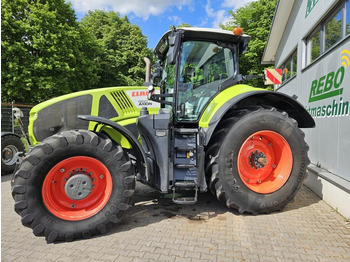 Tracteur agricole CLAAS Axion 960