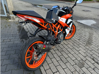 Motocyclette KTM RC 390 Acrapovic Unfall: photos 4
