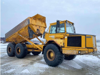 Tombereau articulé VOLVO A25C