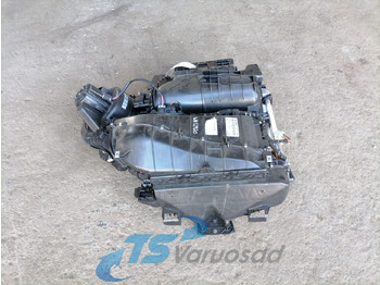 Pièce universelle pour Camion Volvo Heating unit 84164529: photos 4