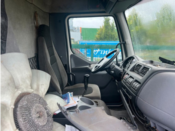 Camion à rideaux coulissants DAF LF 45.220 12 to. for PARTS no engine no gearbox!: photos 5